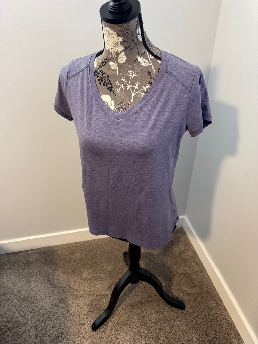 RBX Women's Purple V-Neck Short Sleeve Tee